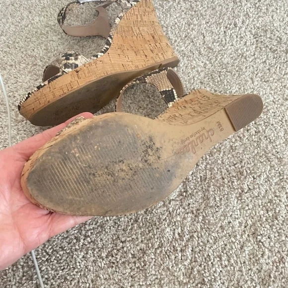 Charles David Lindy Snakeskin Single Vamp Band Ankle Strap Cork Wedge Sz 8.5 - Picture 6 of 9